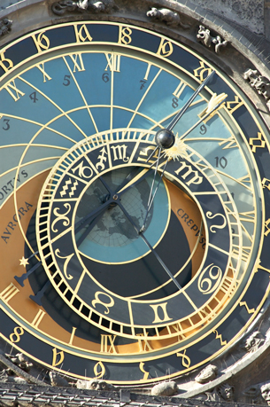 A photograph shows an astronomical clock. 